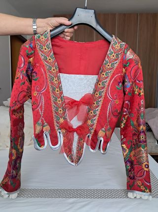 Traje de Fallera Rojo Bordado
