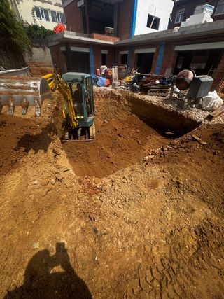 EXCAVACIONS, OBRES I SERVEIS