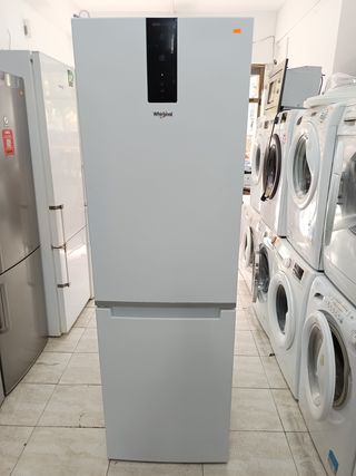 Nevera Whirlpool Blanca