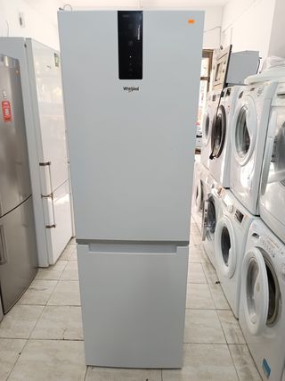 Nevera Whirlpool Blanca