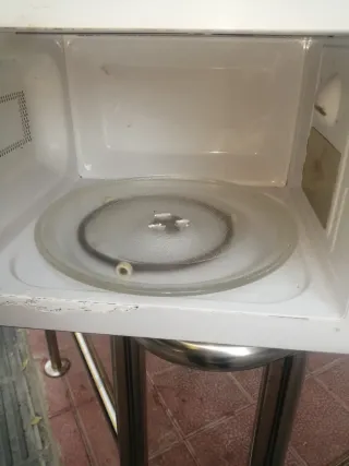 Microondas INFINITON Blanco