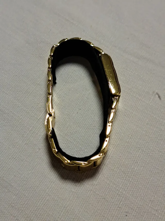 Reloj de señora dorado