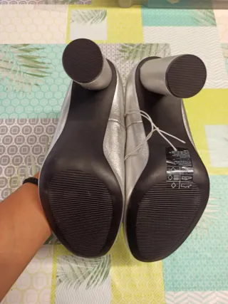 NUEVAS. Zapatillas