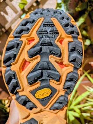 Zapatillas trail Hoka Mafate Speed 4 Gris Naranja