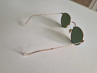 Gafas de sol Ray Ban doradas y azules