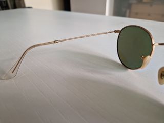 Gafas de sol Ray Ban doradas y azules