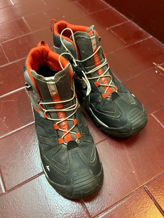 Botas de montaña talla 37