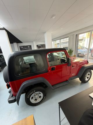 Jeep Wrangler 2006 2.4 techo rigido descapotable
