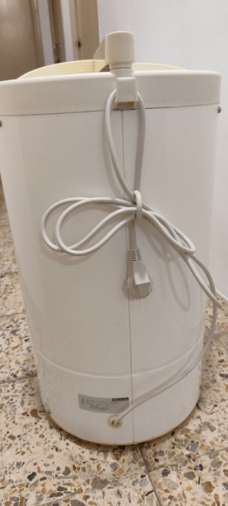 Secadora centrífuga
 Miele WZ268
