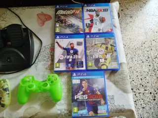 Lote Volante GTR PS4 + Juegos + fundas para Mandos