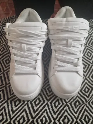 Zapatilla Zara Blanca