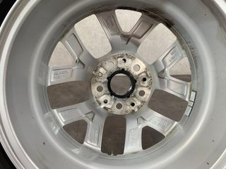 Llantas Volkswagen Caddy 17 