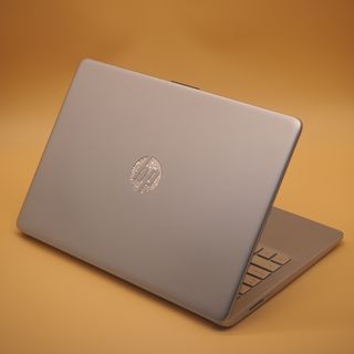HP Ordenador portátil Intel Core i7 - 512GB 