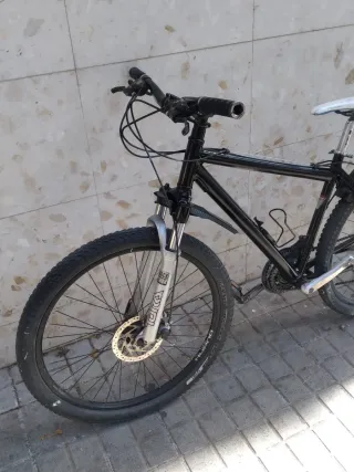 Se vende bicicleta btwin
