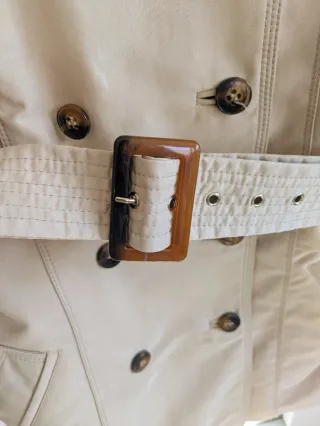 Gabardina Zara Beige Talla M