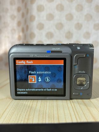 Cámara Digital HP Photosmart R827