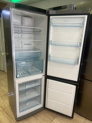 Nevera Electrolux No Frost Clase A++ con garantia