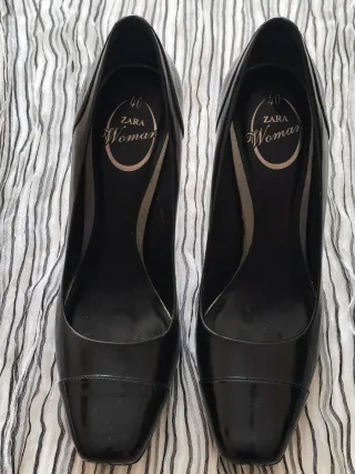 Zapatos de tacón Zara Talla 40 Negro