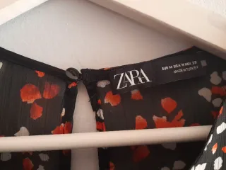 Vestido corto Zara estampado