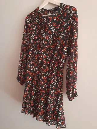 Vestido corto Zara estampado