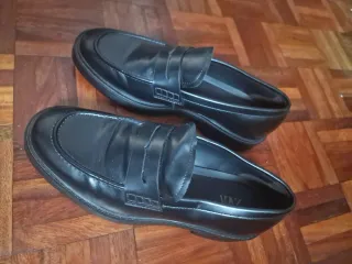 Zapatos ZARA negros elegantes