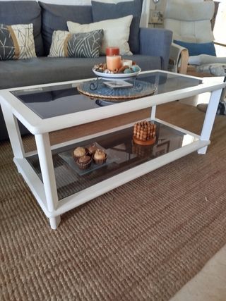 MESA BAJA DE SALON