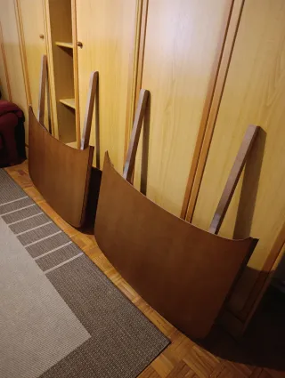 Mesa de comedor extensible 
rústica de madera
