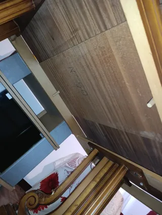 Mesa de comedor extensible 
rústica de madera