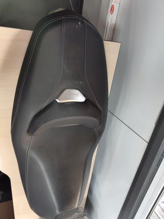 Asiento Yamaha XMAX 125