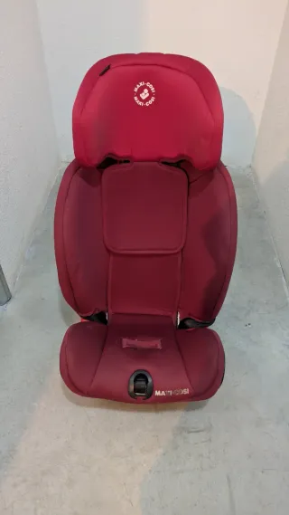 Silla de coche Maxi-Cosi color burdeos