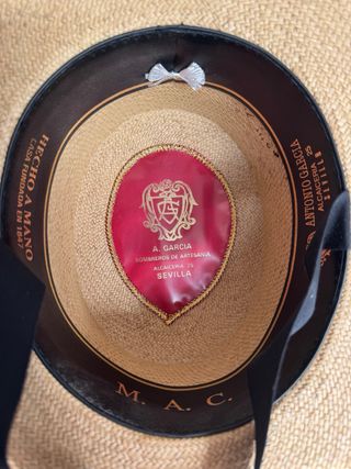 Sombrero cordobés artesanal para mujer.