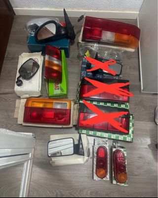 Se venden pilotos y retrovisores