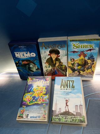 5 PELÍCULAS VHS animacion, infantil, ANTZ, SHREK, Anastasia, Buscando a nemo y mas