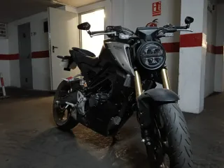 Honda CB 125R - Perfecto estado