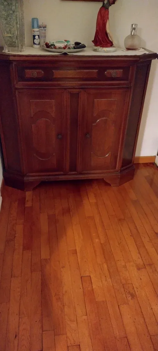 Piccolo mobile anni '70