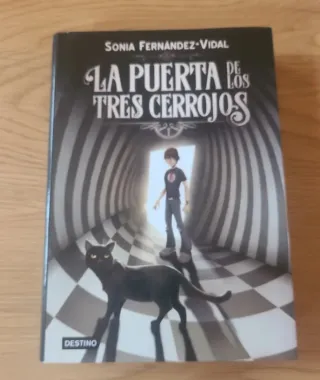 Libro La puerta de los tres cerrojos