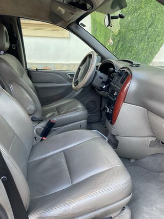Chrysler Grand Voyager 2004