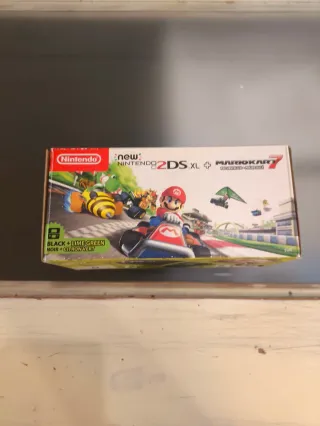 New Nintendo 2DS XL Negro/Verde Lima
