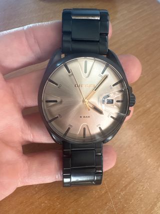 Reloj Diesel Negro y Rosa. DZ1904