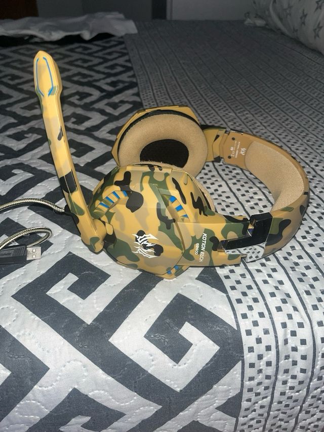 Cascos Camuflaje Beige y Verde