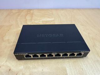 Switch Netgear GS308 v3 8 Puertos