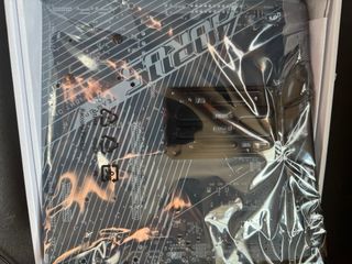 Placa Base Gigabyte Aorus B650M Elite AX ICE