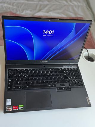 Portátil Gaming Lenovo Ryzen 7 + RTX 1650