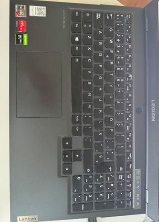 Portátil Gaming Lenovo Ryzen 7 + RTX 1650