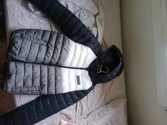 Chaqueta McKenzie gris y negra