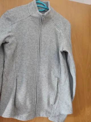 Polar Quechua gris
