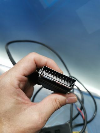 cable especial,  "ladron" multiple euroconector + componentes