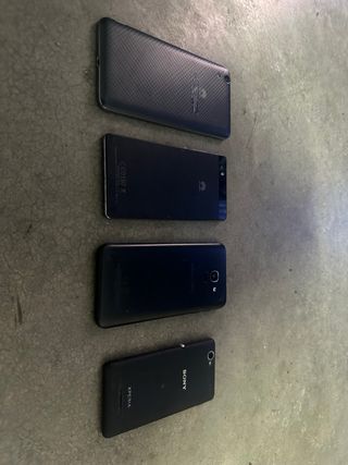Confezione da 4 telefoni Huawei Y6 e Sony Xperia E4g