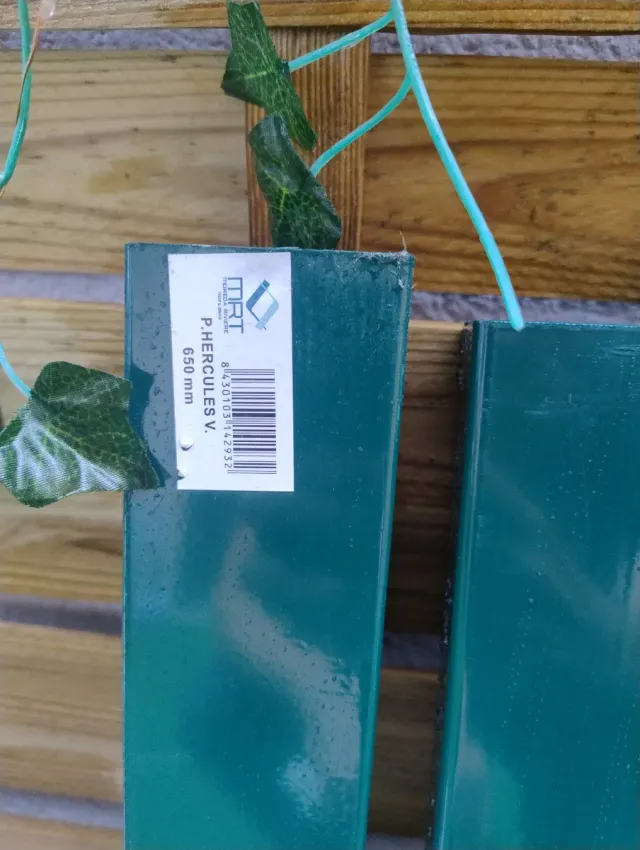 3 paneles Hércules  2.5x0.6m + 6 postes