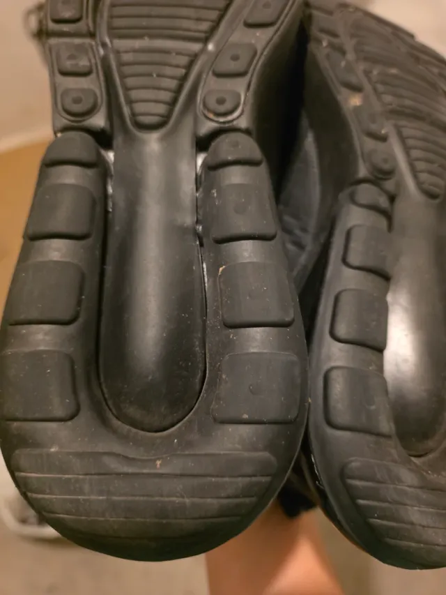 Nike Air 270 Negras y Azules